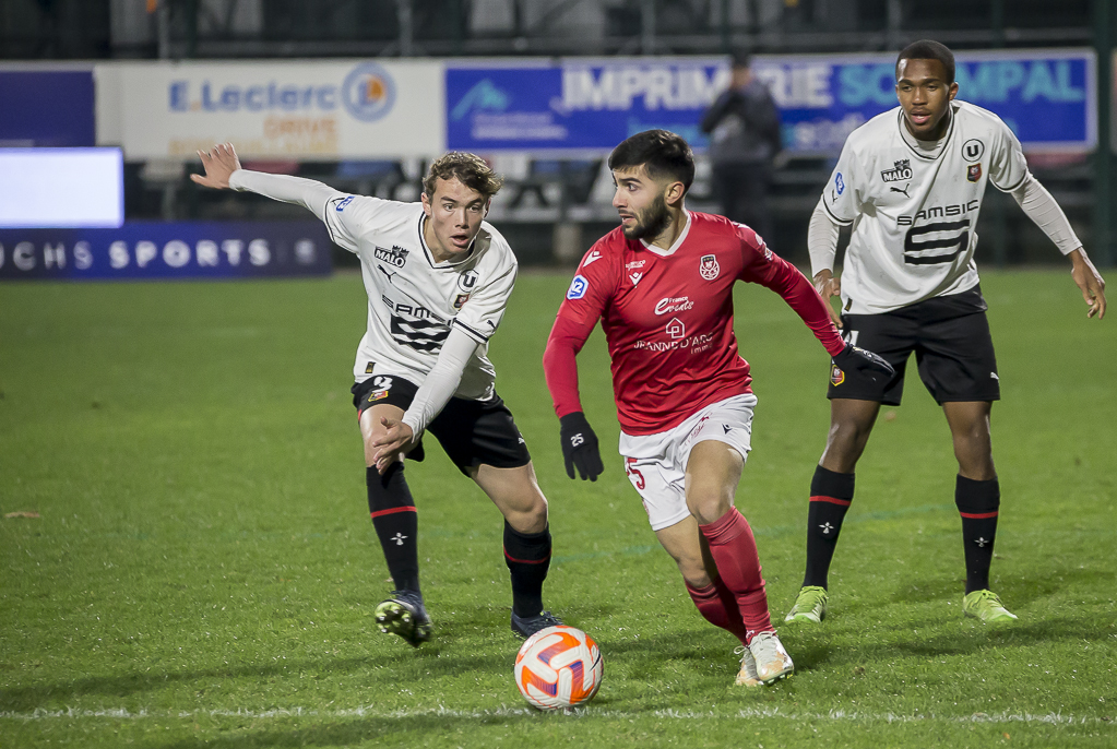 Lire la suite à propos de l’article FC Rouen – Rennes B : 3 / 0 …