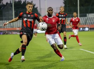 Lire la suite à propos de l’article FC Rouen – FC Fleury 91 : 0 – 0 …