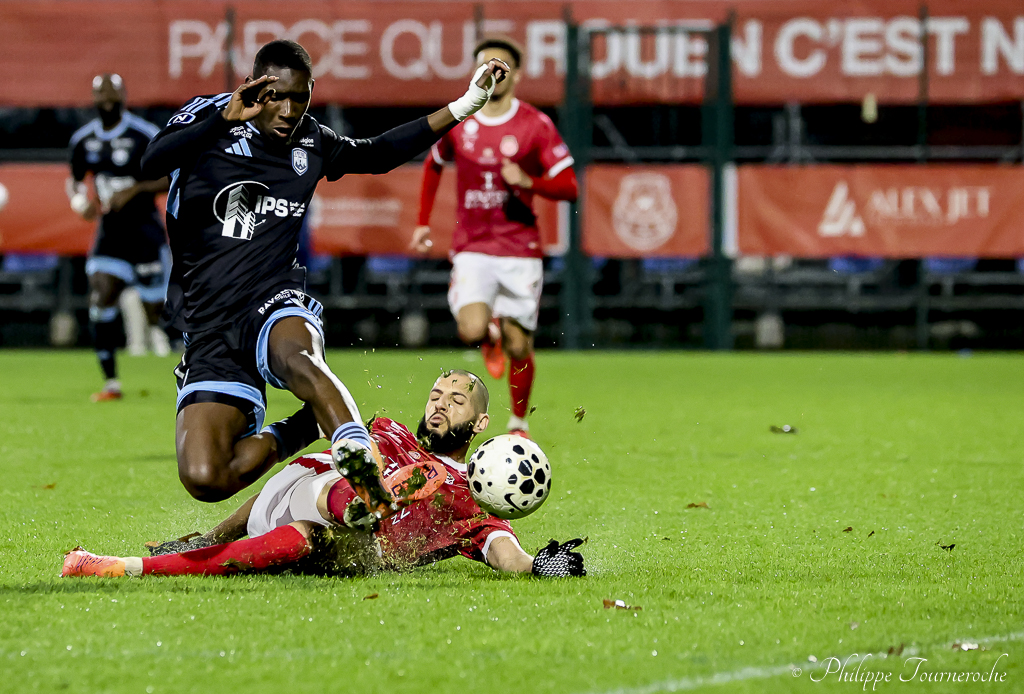 Lire la suite à propos de l’article FC Rouen – Le Puy Foot 43 : 1 – 1 …