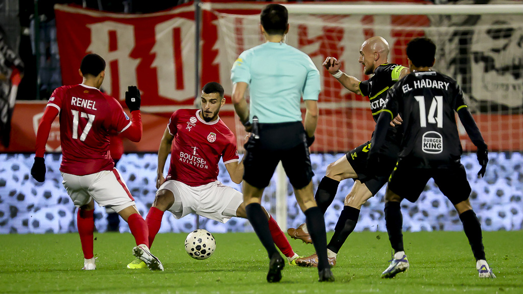 Lire la suite à propos de l’article FC Rouen – Valenciennes FC : 1 – 2 …